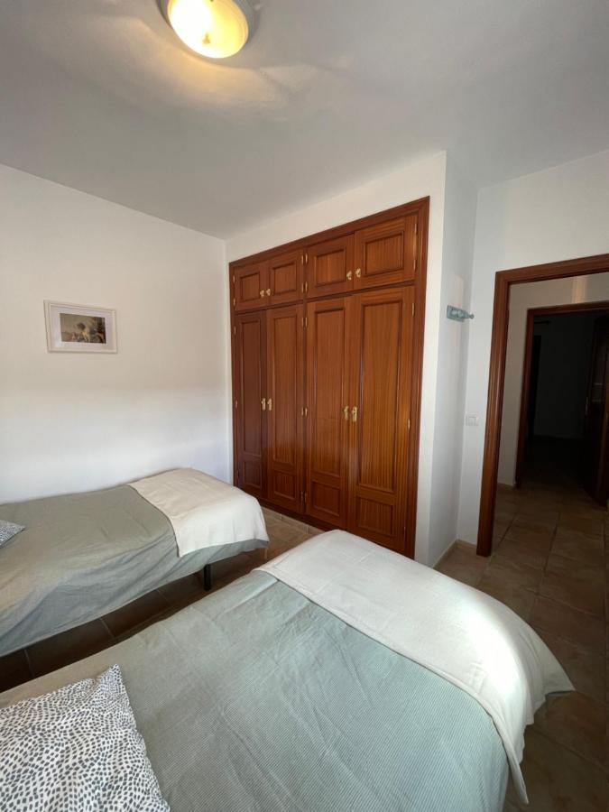 Agradable Casa Rural Con Chimenea En Interior Higuera De La Sierra  Exterior foto